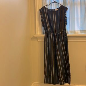 Women’s pant romper size xs